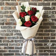 Букет цветов из:  Розы #REPLACE_PRED# Симе