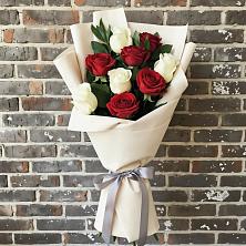 Букет цветов из:  Розы в Симе