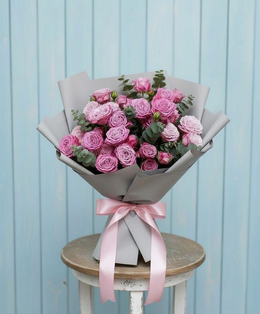 Букет цветов из: Розы в Симе