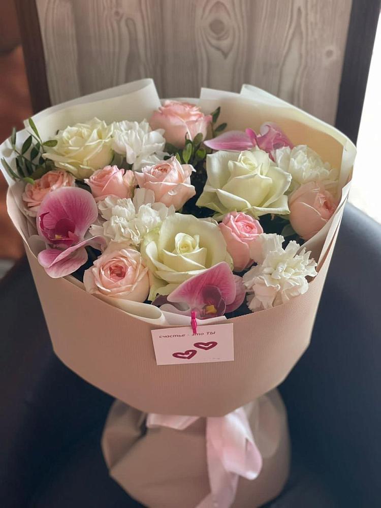 Букет цветов из: Орхидеи, Розы и Гвоздики в Симе