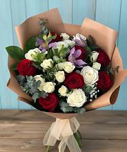 Букет цветов из:  Розы и Альстромерии в Симе