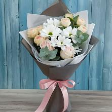 Букет цветов из:  Хризантемы и Розы в Симе