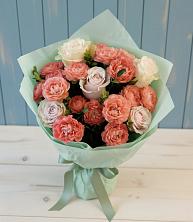 Букет цветов из:  Розы в Симе