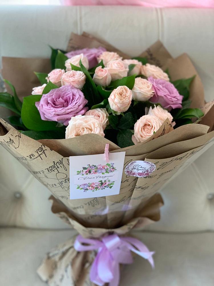 Букет цветов из: Розы в Симе