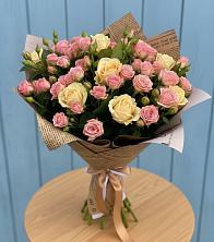 Букет цветов из:  Розы в Симе