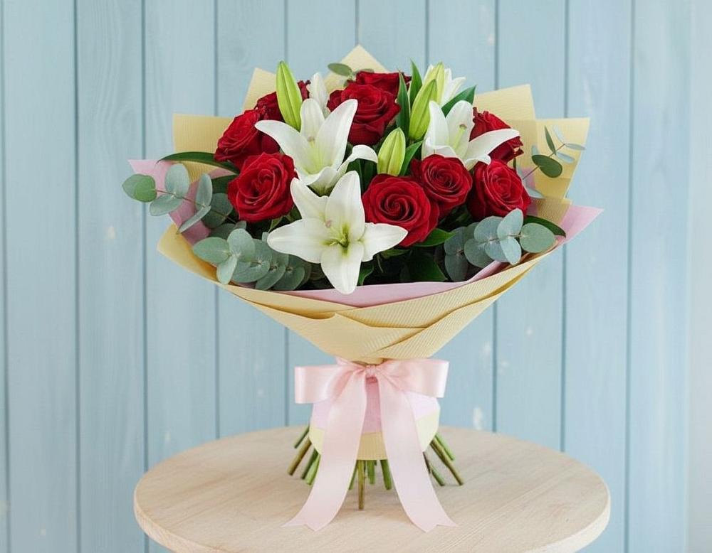 Букет цветов из: Лилии и Розы в Симе